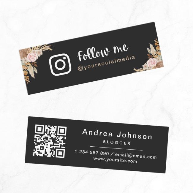 Black Boho Dried Pampas Grass Follow Me QR Code Mini