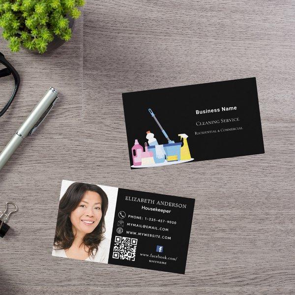Cleaning service black QR code photo premium