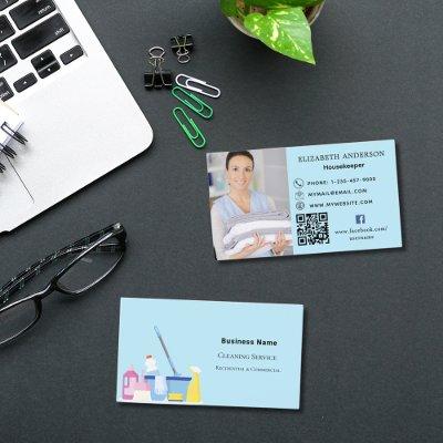 Cleaning service light blue photo QR code premium