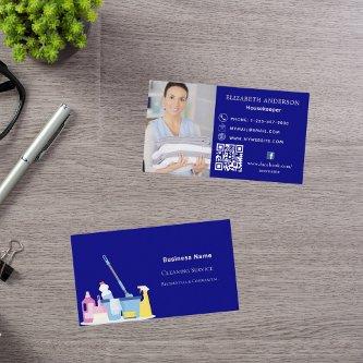 Cleaning service navy blue photo QR code premium