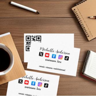 Custom color social media icons QR code