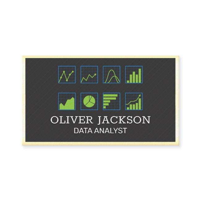 Data Charts | Analyst