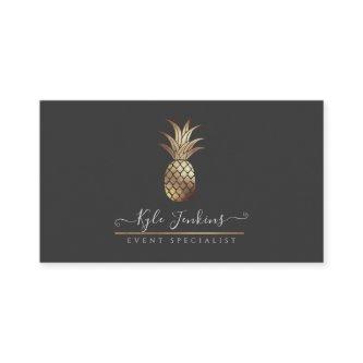 FAUX GOLD PINEAPPLES DIY BACKGROUND