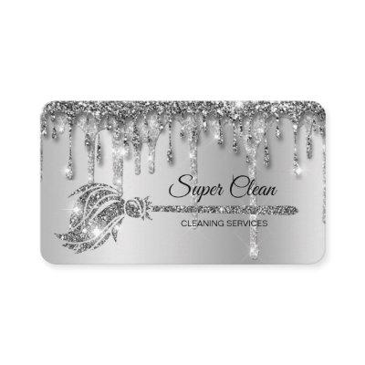 Maid Cleaning House Sparkling silver platinum