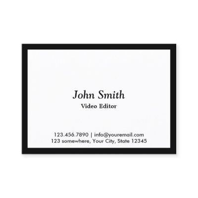 Minimalist Black Border Video Editor