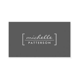 Minimalist / Bracket Embellished (Gray)