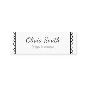 Modern black and white minimalist scallop line mini