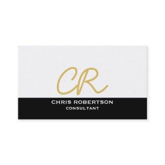 Monogram Plain Modern Consultant