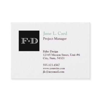 Oversize thumbnail logo simply chic white brown