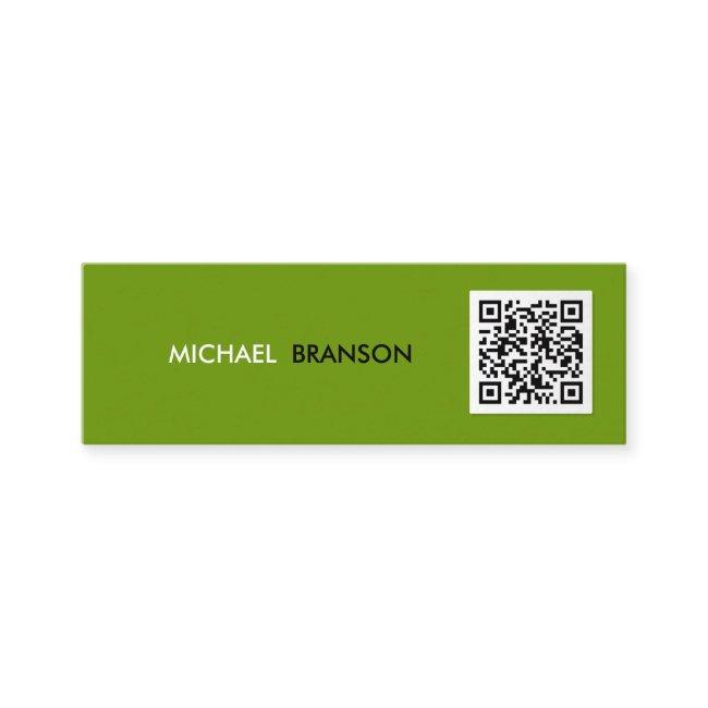 Professional Modern Green Black Minimal QR CODE Mini