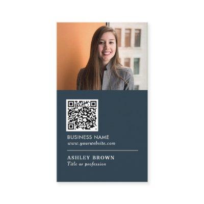 QR code Modern professional real estate photo Busi