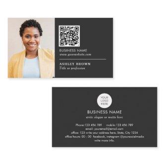 QR code professional simple logo realtor photo Bus