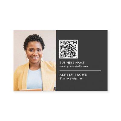 QR code professional simple logo realtor photo Bus