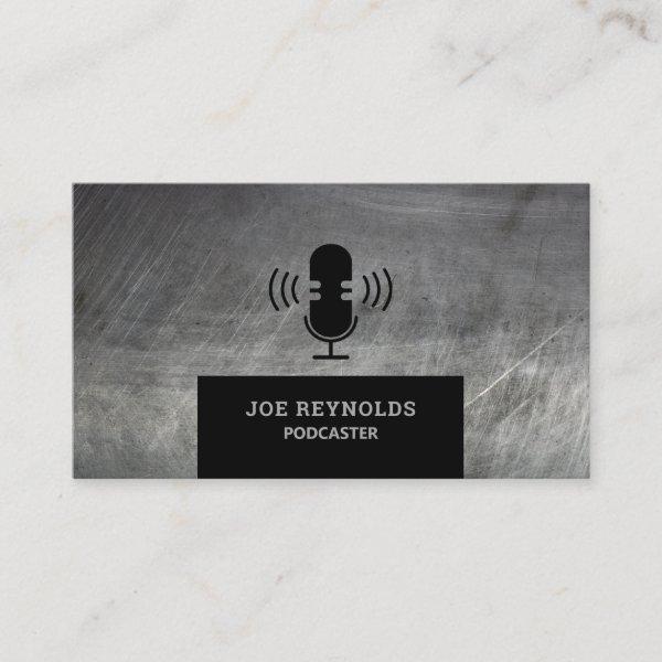 Scratched Metal Effect, Podcaster, Podcast