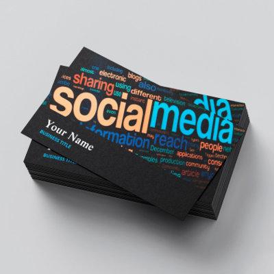 Social Media Specialist Digital Online Analyst
